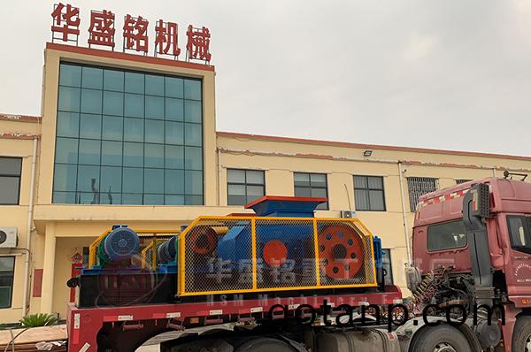 2PG800*600型对辊机发往四(four)川绵阳