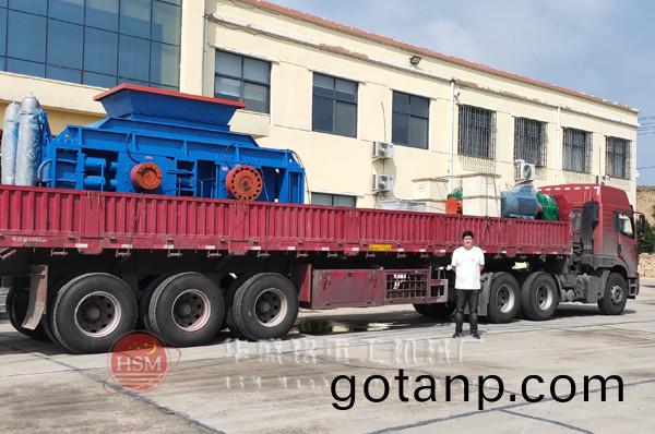 四(four)輥破碎機圖片