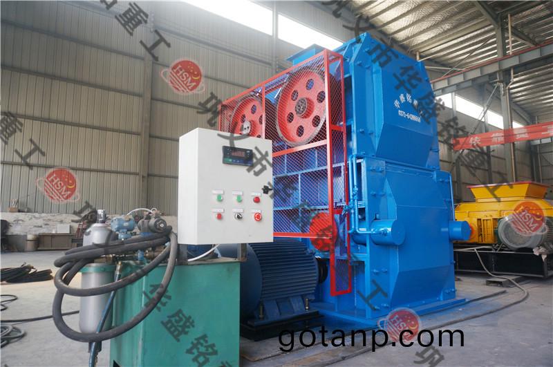 四(four)輥破碎機