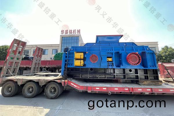 1810对辊破碎机发货